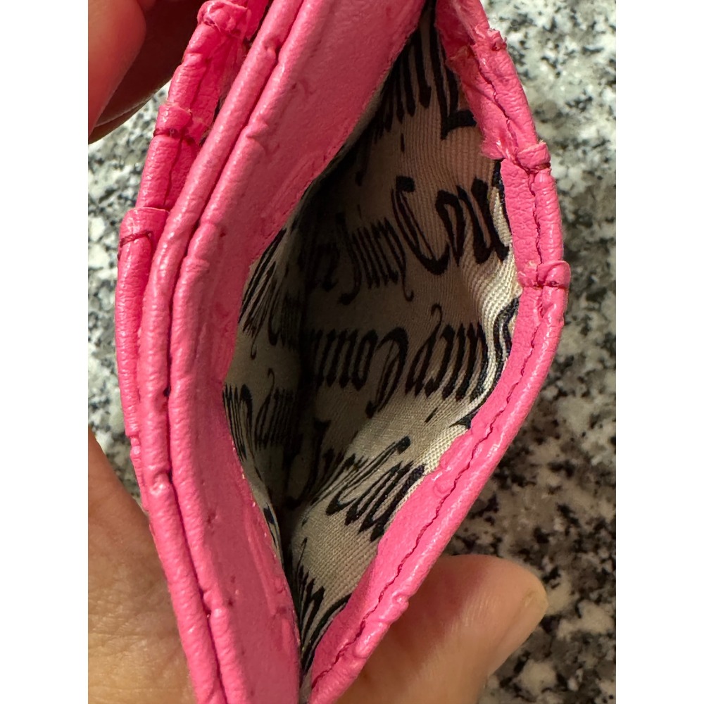 Juicy Couture Pink Embossed Logo Card Holder Wallet ID Case Keychain Zip Pocket - Picture 3 of 5